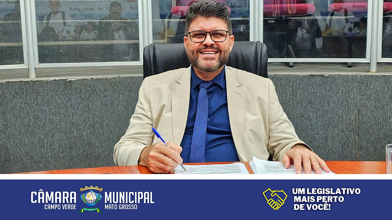 Zezinho da Farmácia indica a substituição das placas de identificação nas vias do Bairro Jupiara.